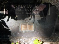 Sylvia Mae (Barnfield) Rich&#039;s grave marker - detail